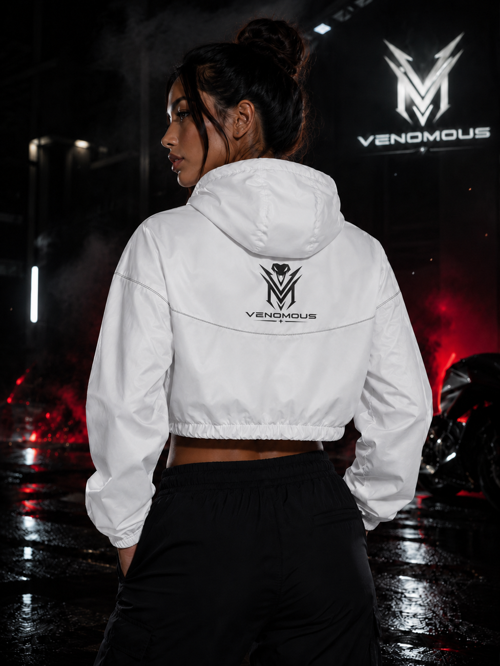 Venomous Cropped Windbreaker – Women's