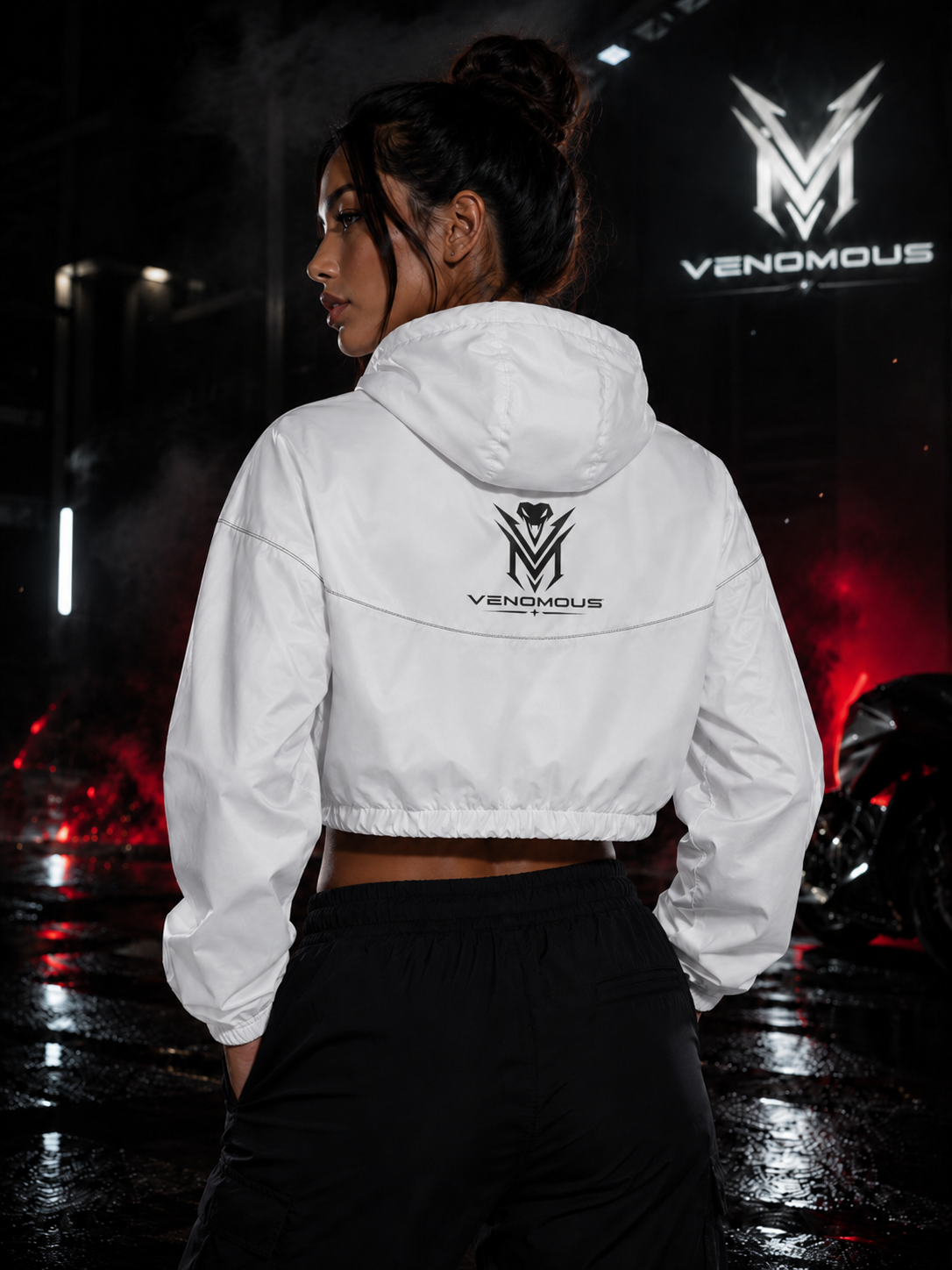 Venomous Cropped Windbreaker – Women's